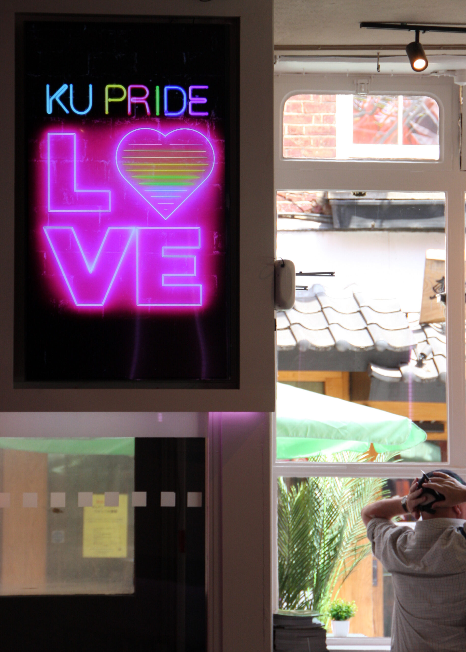 KU Bar London Digital Signage