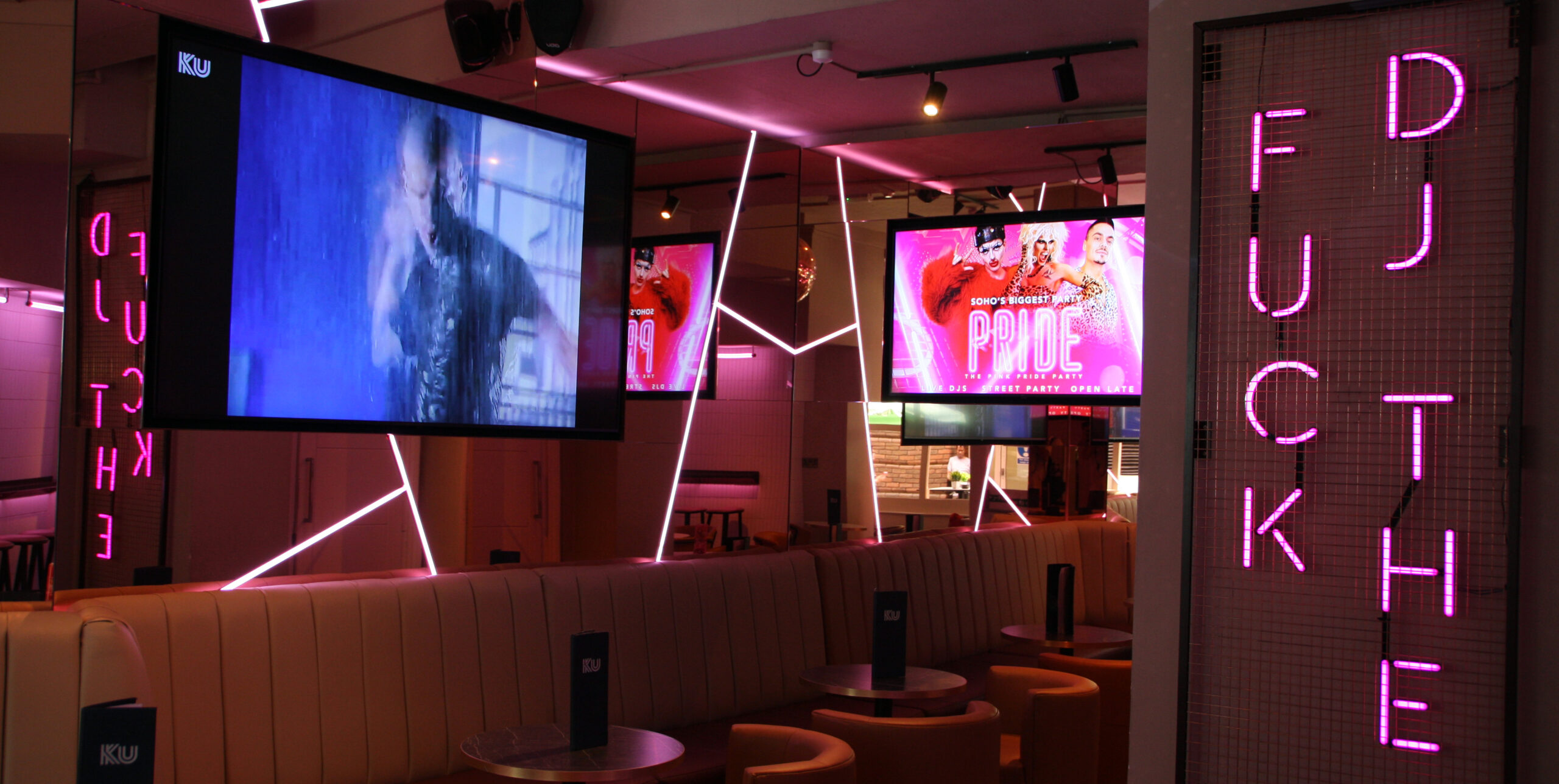 KU Bar London Digital Signage