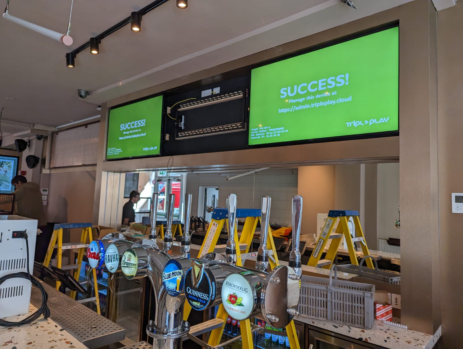 KU Bar London Digital Signage